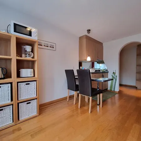 Mom - Alpine Boutique Apartments, Fagus, Terrace Γκρίντελβαλντ