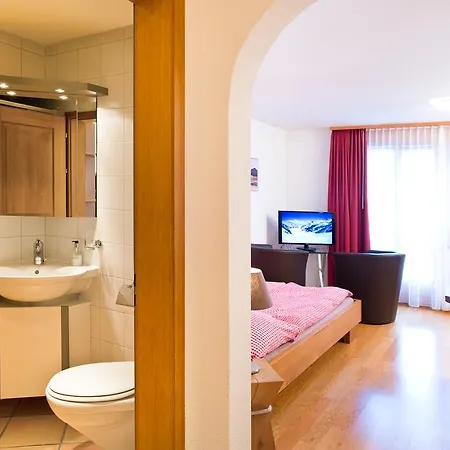 Mom - Alpine Boutique Apartments, Fagus, Terrace