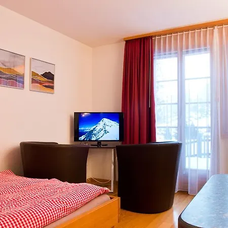 Mom - Alpine Boutique Apartments, Chalet Fagus, Terrace Studio Apartment *